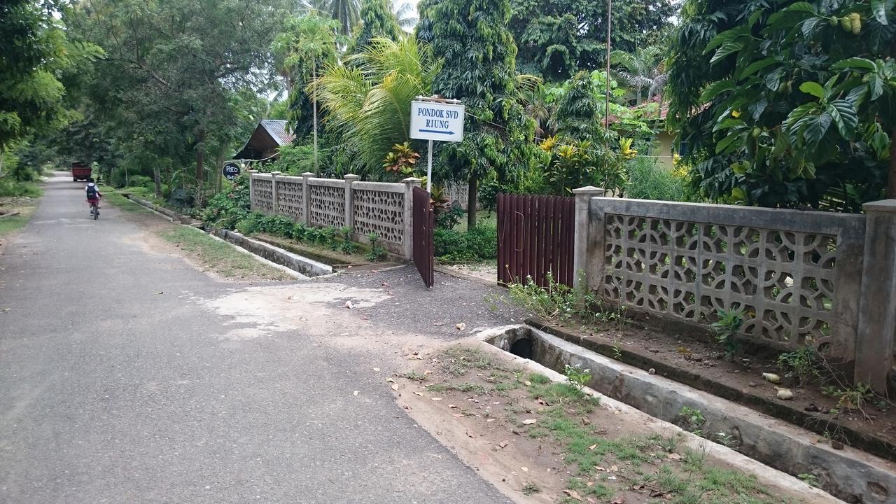 Pondok Svd Riung Hotel Bajawa Buitenkant foto